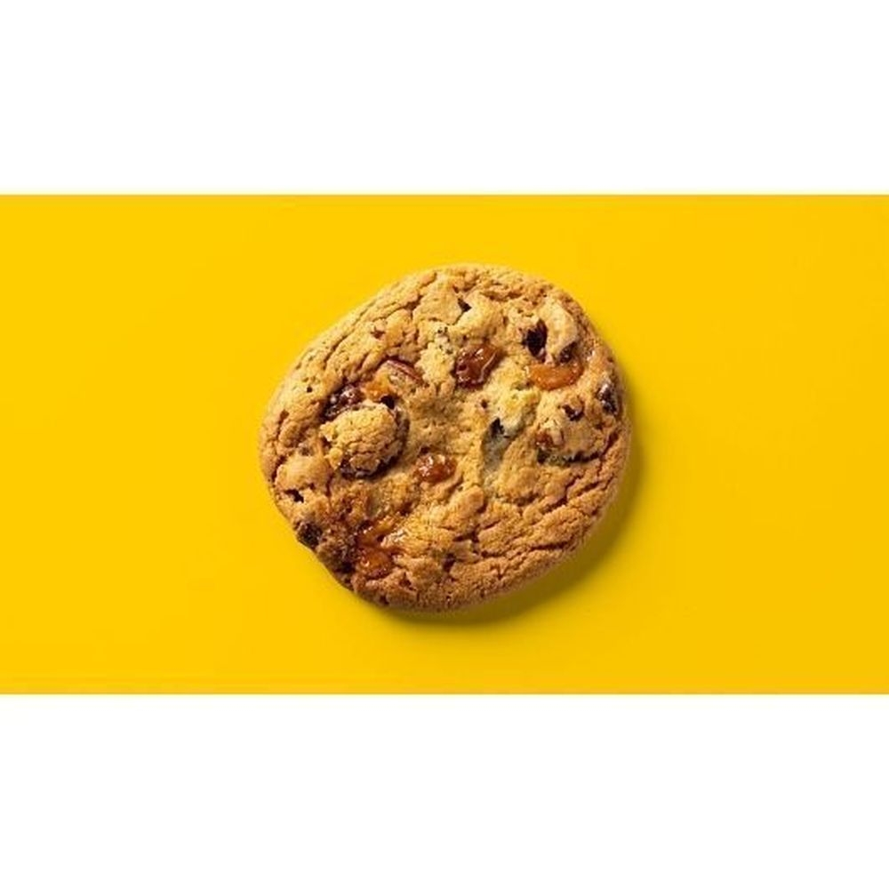 Nestle Toll House Pecan Turtle Cookie Dough Pucks, 9.52 Kilogram