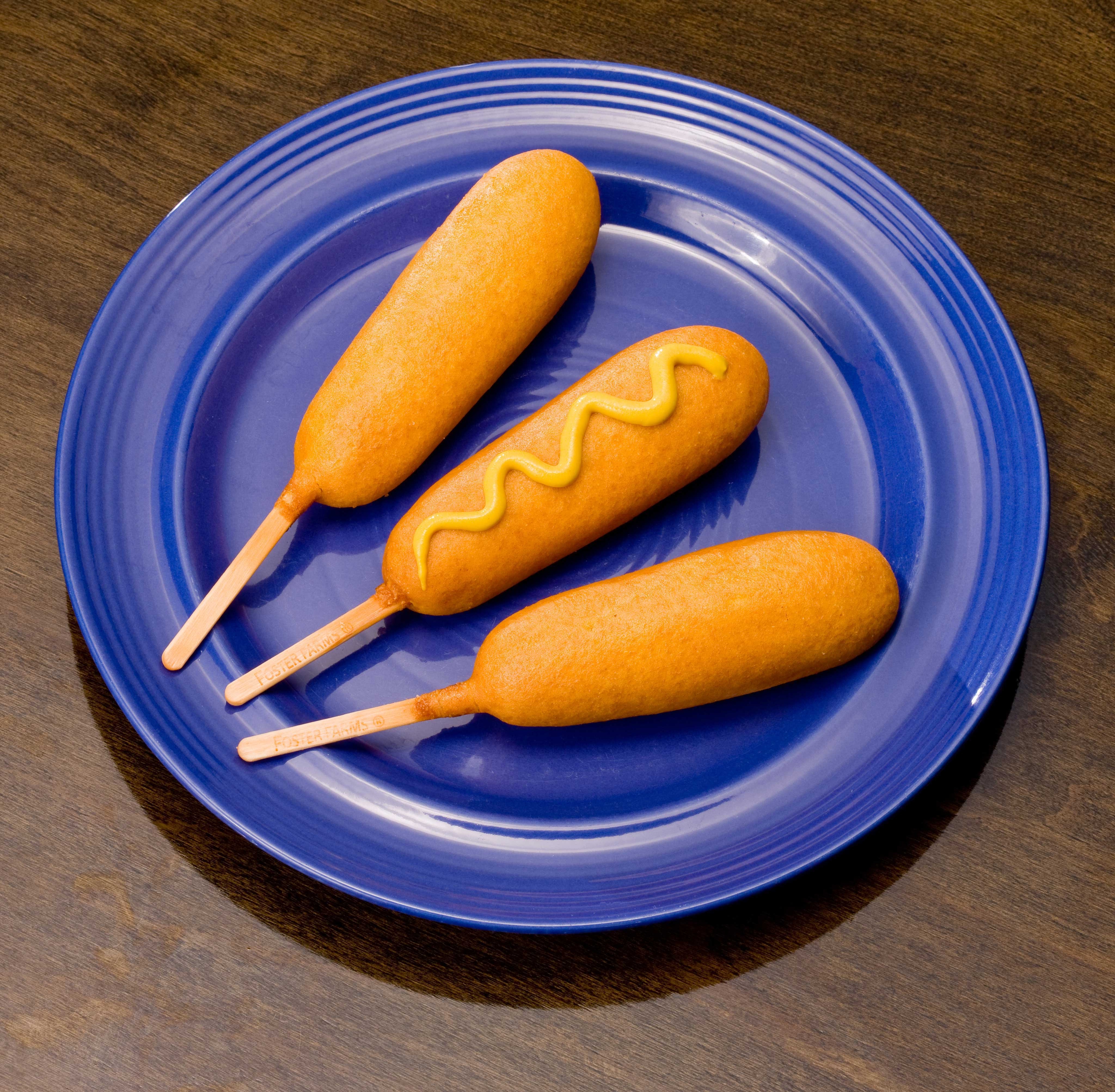 Foster Farms Cheese and Jalapeno Chicken Corn Dog, 4 Ounce -- 36 per case.