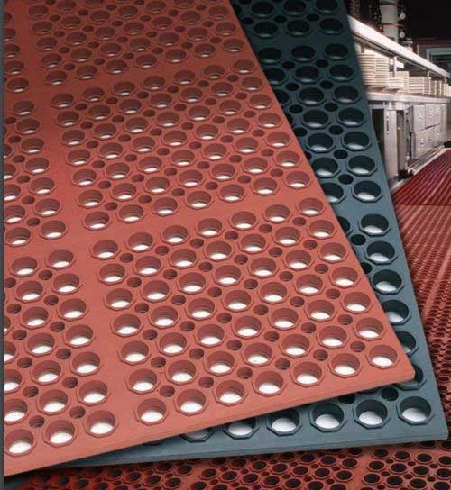 Cactus Mat Vip Lite Black Mat, 58 x 39 inch.