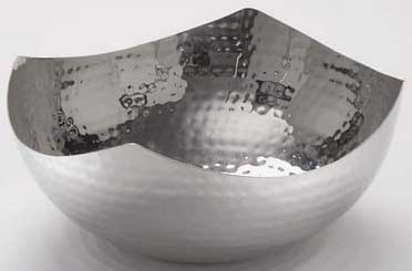 American Metalcraft Squound Stainless Steel Hammered Bowl, 67 Ounce
