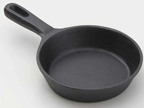 American Metalcraft Cast Iron Frying Pan, 5 inch