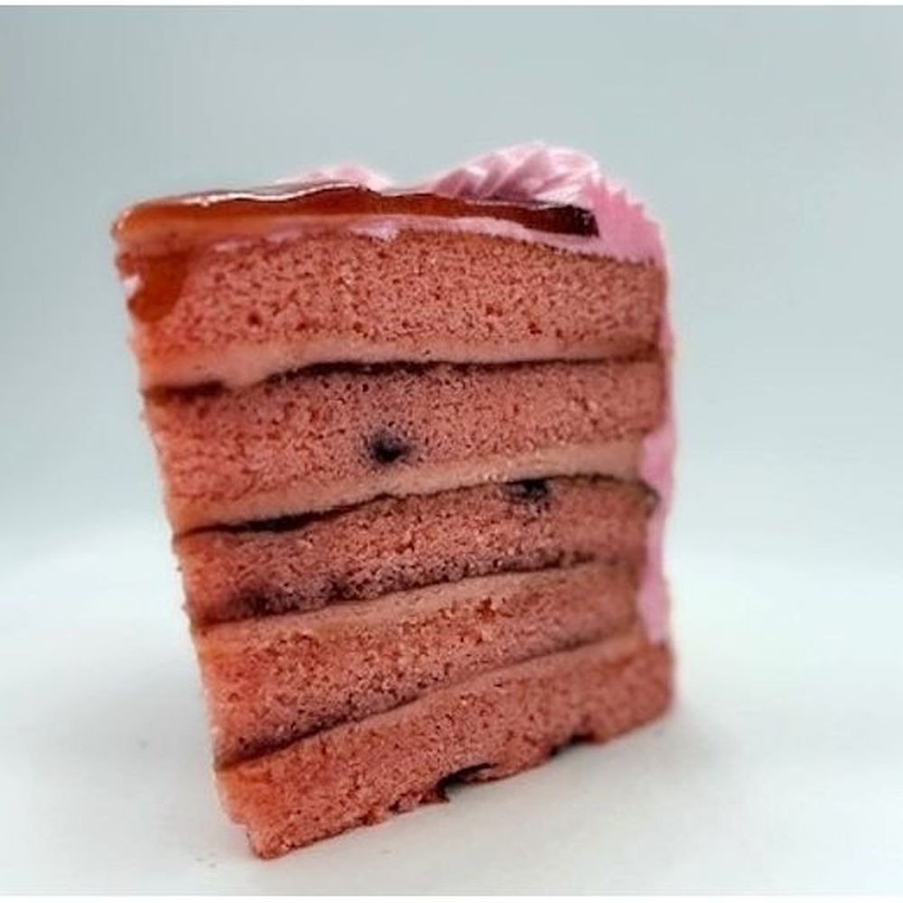 Sweet Endings Strawberry Cake with Strawberry Pudding
