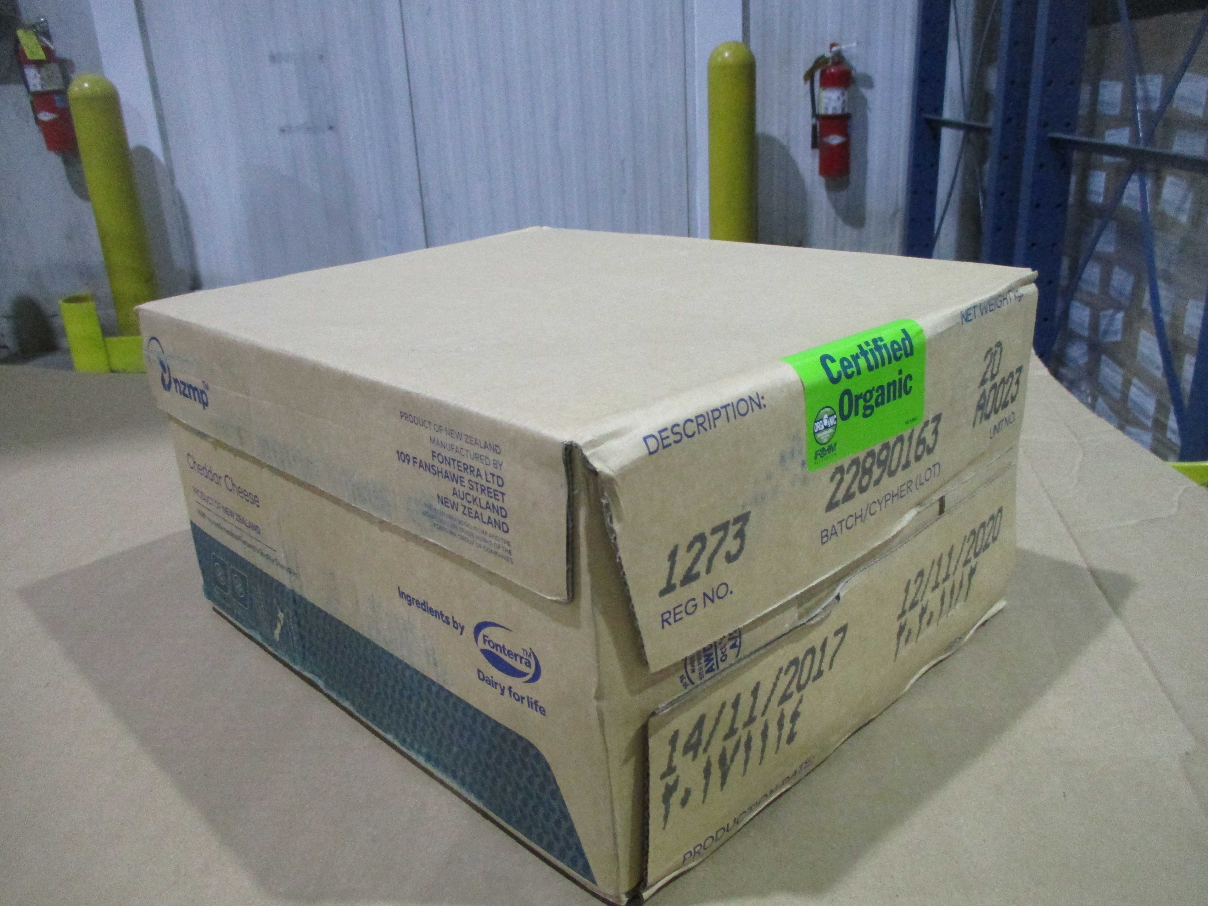 Mainland Organic Cheddar Cheese - Bulk, 44.09 Pound.