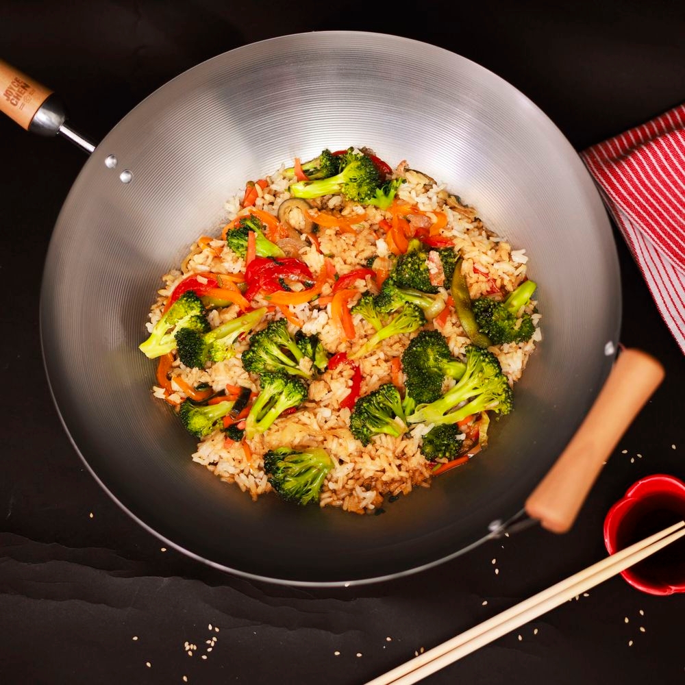 Joyce Chen Classic Series Carbon Steel Flat Bottom Wok with Birch Handles, 14 inch