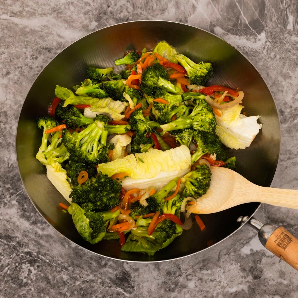 Joyce Chen Classic Series Carbon Steel Stir Fry Pan with Birch Handle, 12 inch