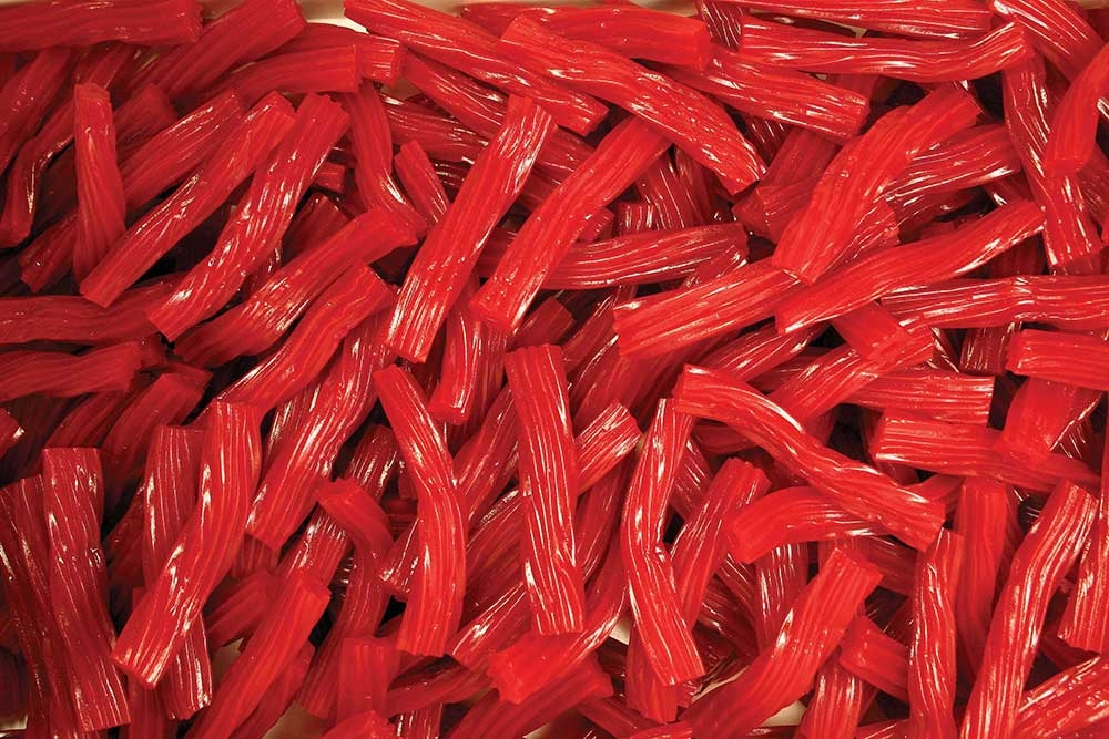 Kennys Candy 2.5 inch Strawberry Red Twists Candy, 10 Pound