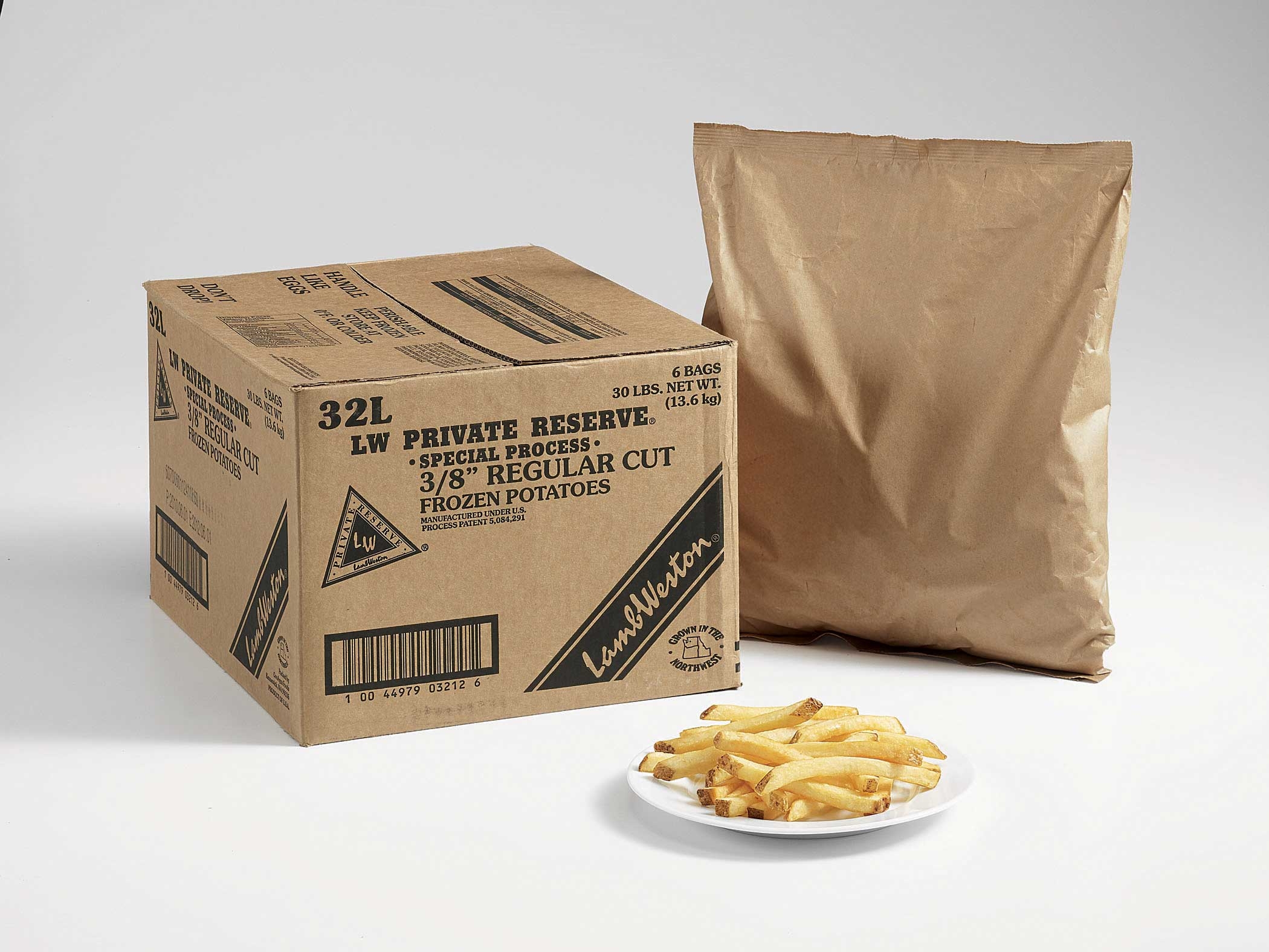 Lamb Weston LW Private Reserve Regular Cut Potato Fry, 5 Pound -- 6 per case.