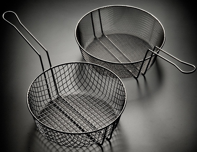 American Metalcraft Tinned Steel Coarse Mesh Culinary Basket, 10 inch Diameter -- 36 per case