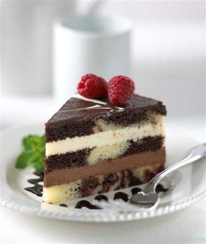 The Original Cakerie Super Size Tuxedo Truffle Mousse Dessert Cake -- 2 per case.