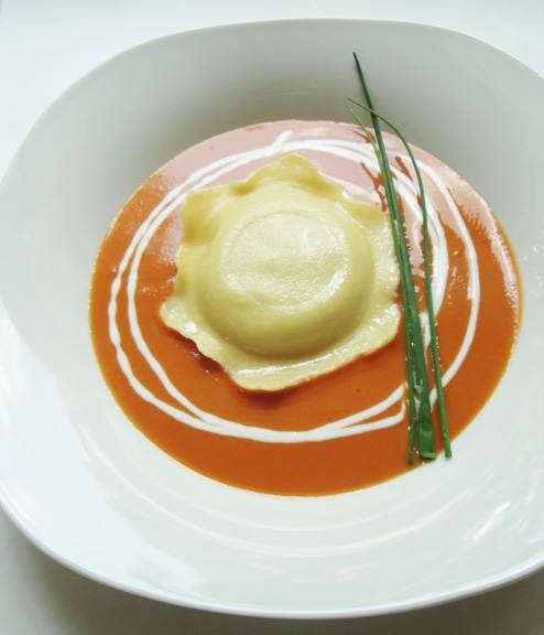 San Rallo Wavy Hexagon Four Cheese Ravioli, 6 Pound.