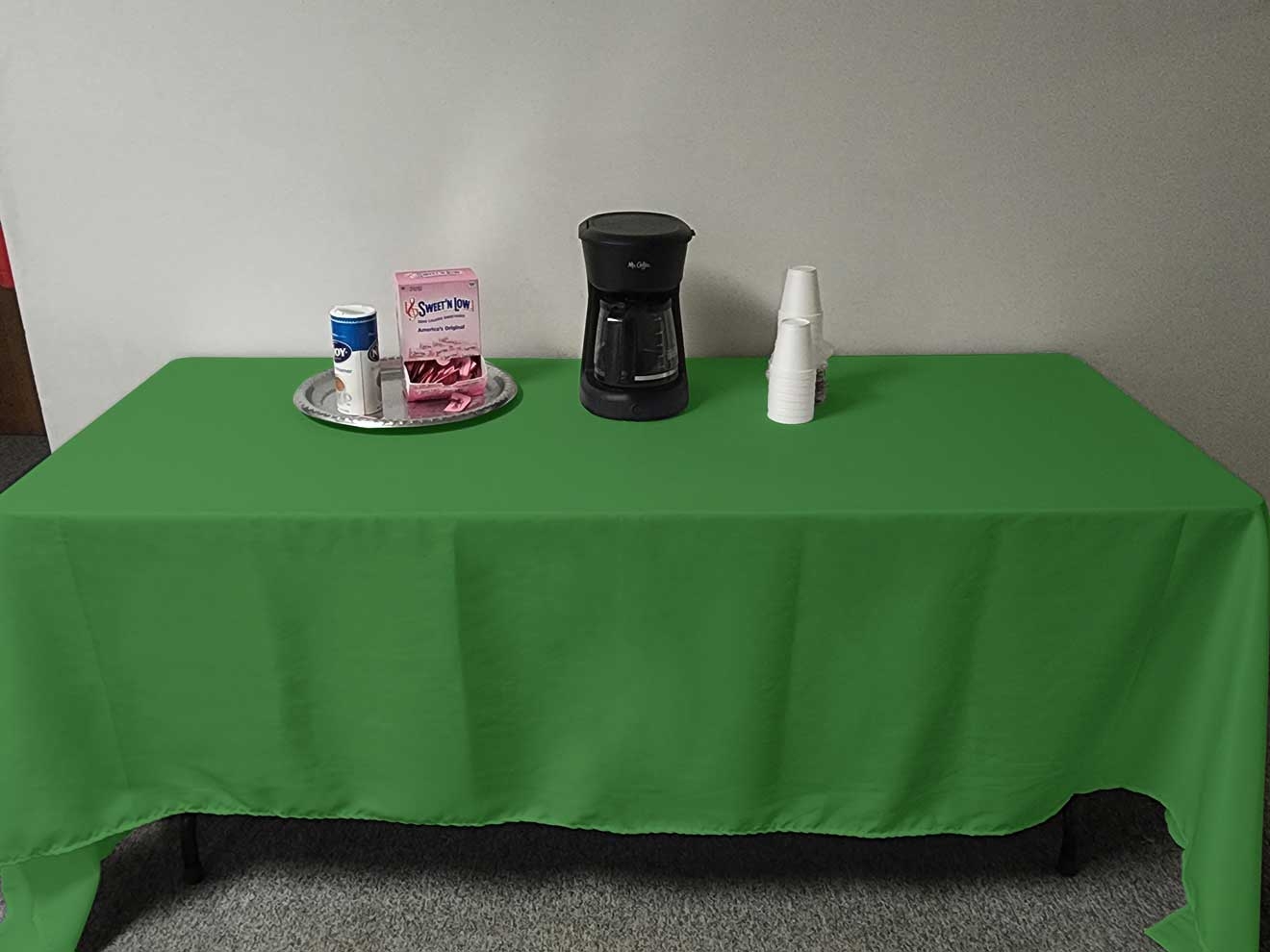 Intedge Green Poly/Cotton Tablecloth, 45 x 110 inch 