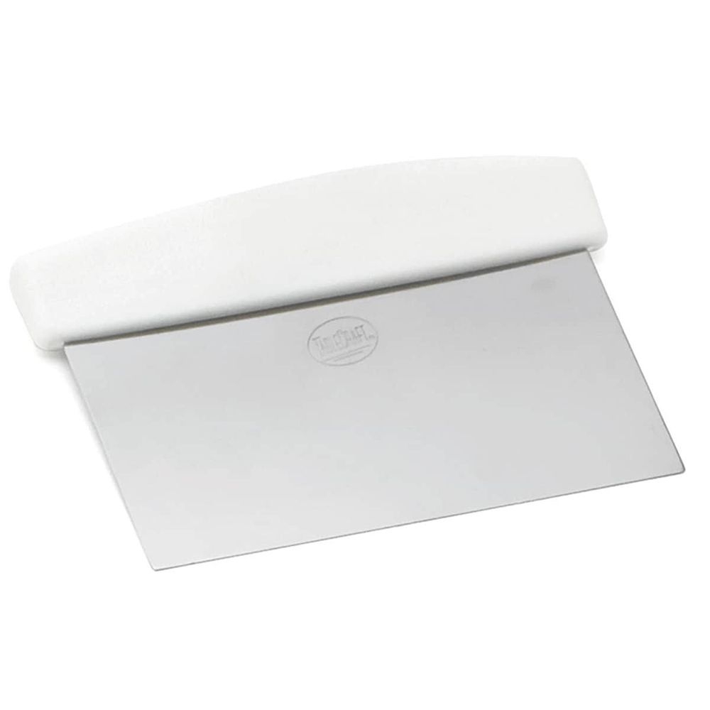 Tablecraft Pizza Dough Scraper, 6.5 x 0.75 x 4.5 inch