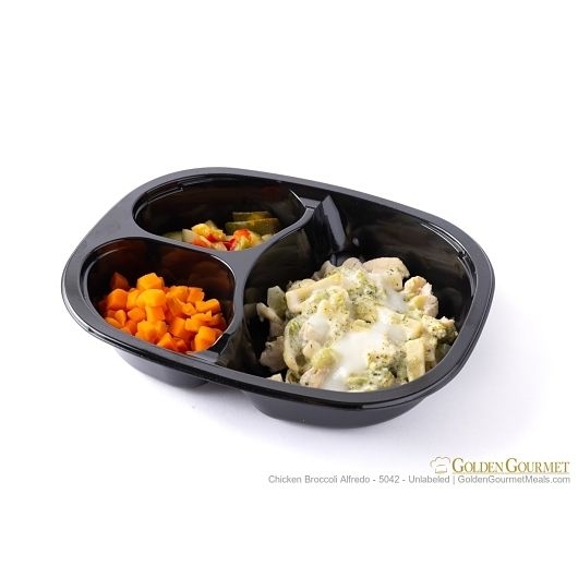Golden Gourmet Chicken Broccoli Alfredo Over Fettuicine Pasta Carrots Zucchini with Red Peppers, 14.05 Ounce -- 20 per case.