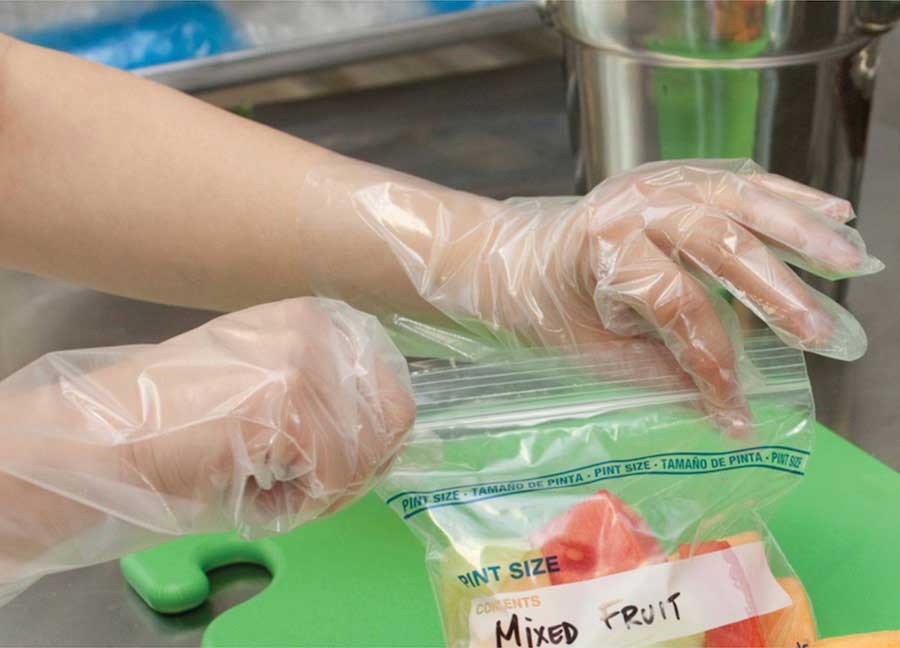 Bunzl Small Poly Gloves -- 100 per case