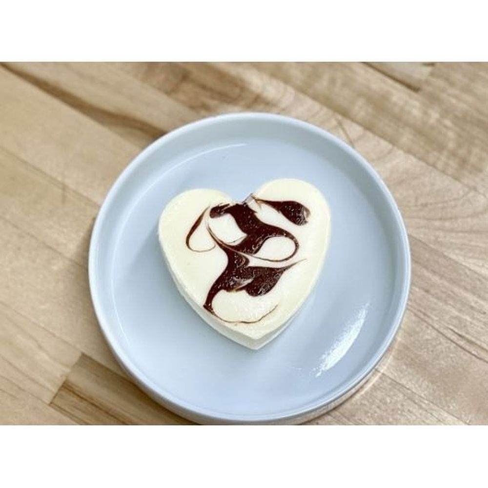 Chocolate Swirl Cheesecake Hearts