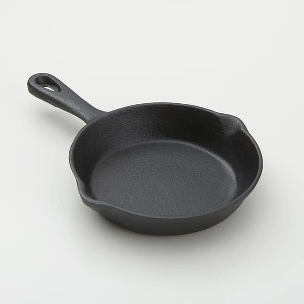 American Metalcraft Black Cast Iron Frying Pan, 12.5 Ounce Capacity