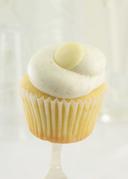 Sweet Street Vanilla Bean Cupcake - 8 per pack -- 4 packs per case.