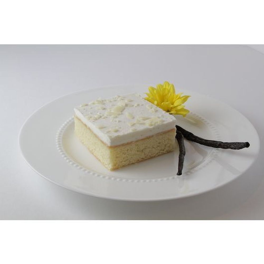 Love and Quiches Vanilla Bean Shortcake, 2.25 Pound
