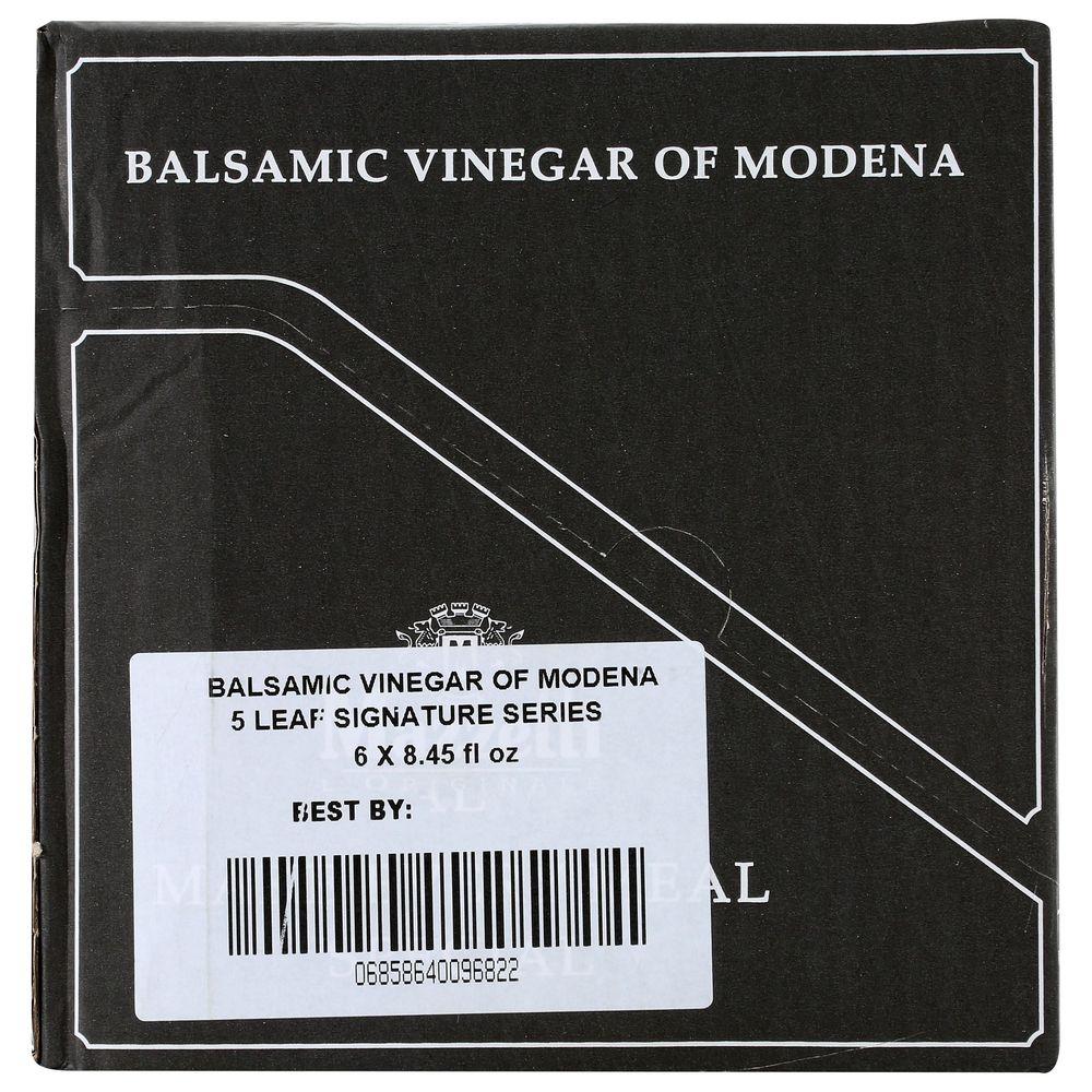 Product gallery 118749624