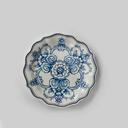 American Metalcraft Isabella Collection Melamine Blue and White Scalloped Plate, 8-3/4 inch Dia X 1 inch Height
