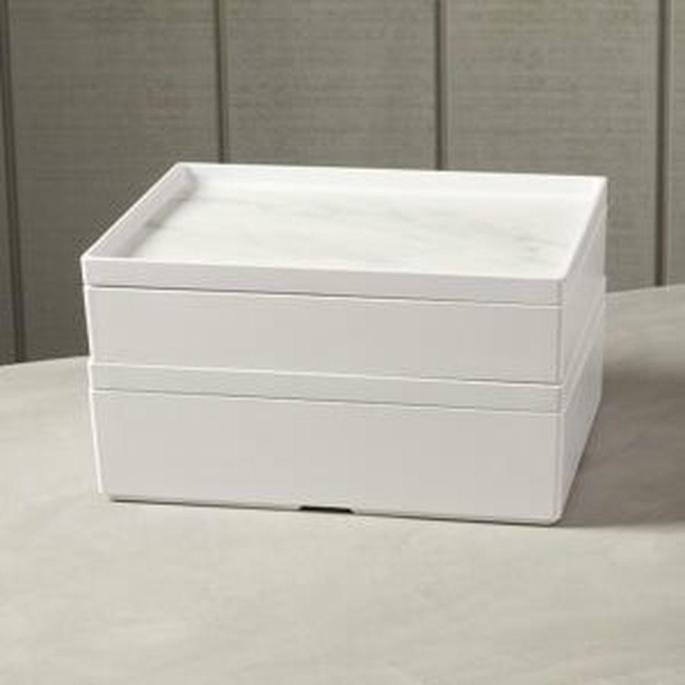 Product gallery 628422208