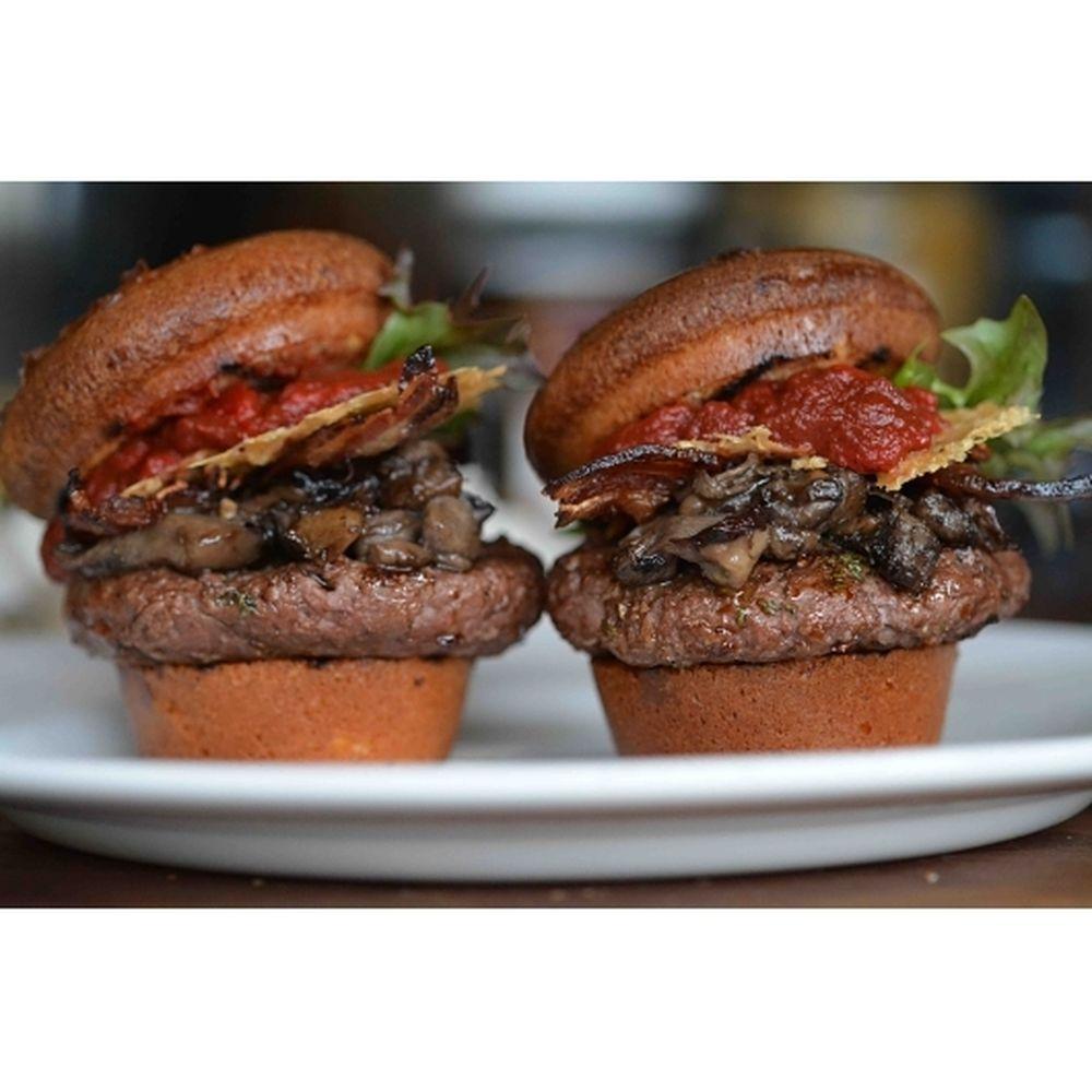 Product gallery 196803366