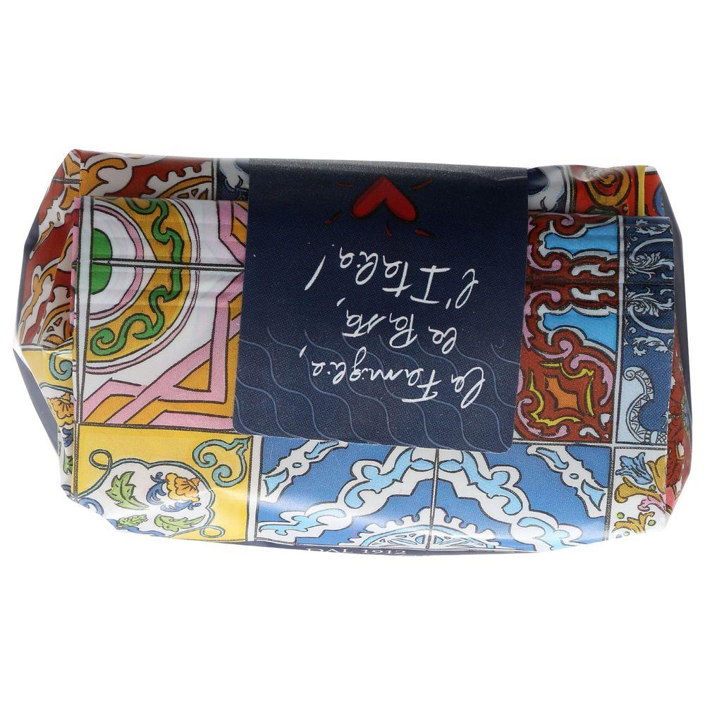 Product gallery 779926079