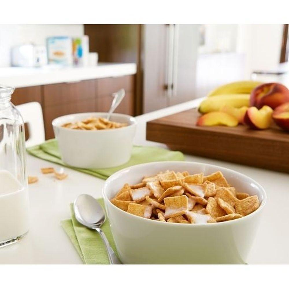 Product gallery 440769599