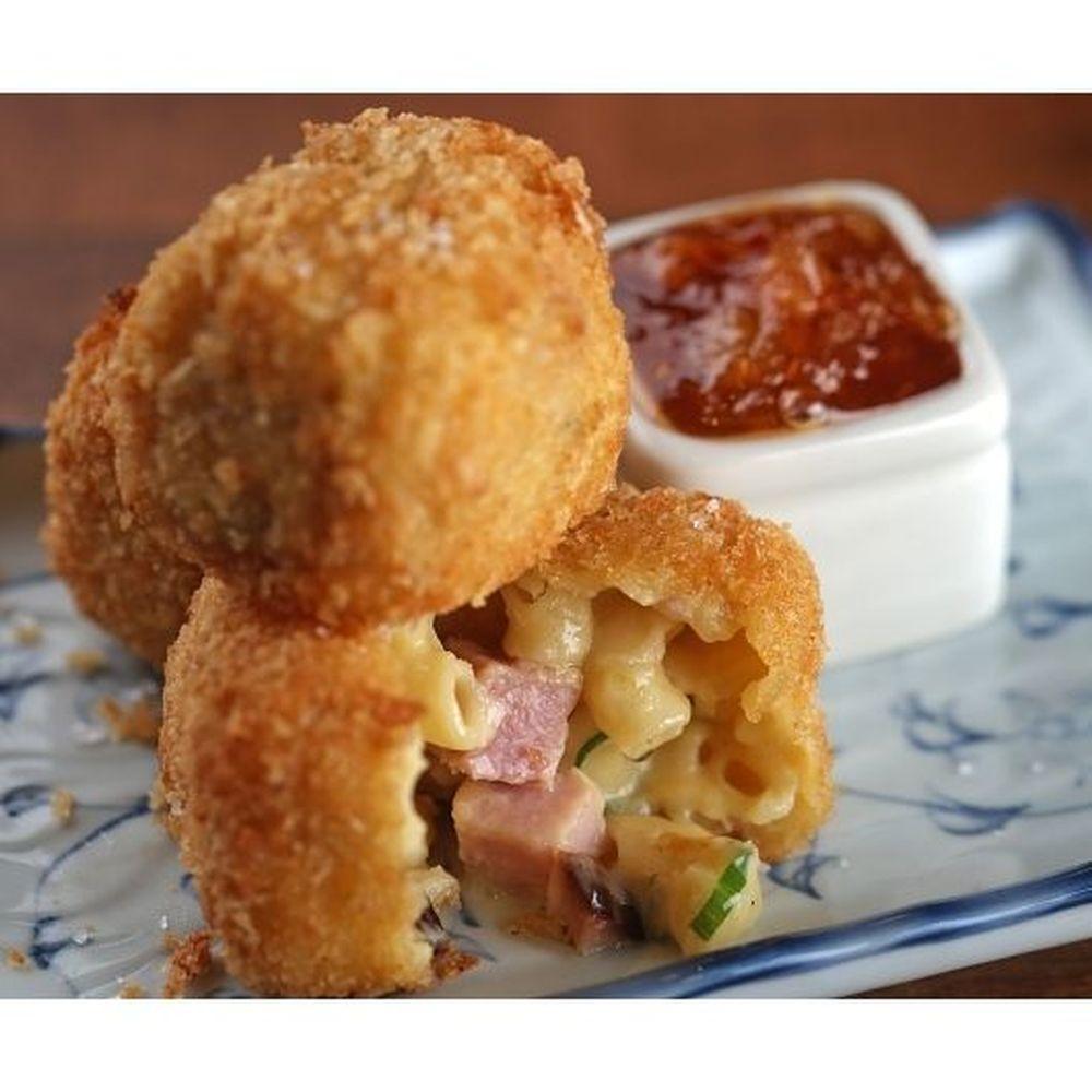 Product gallery 413714875