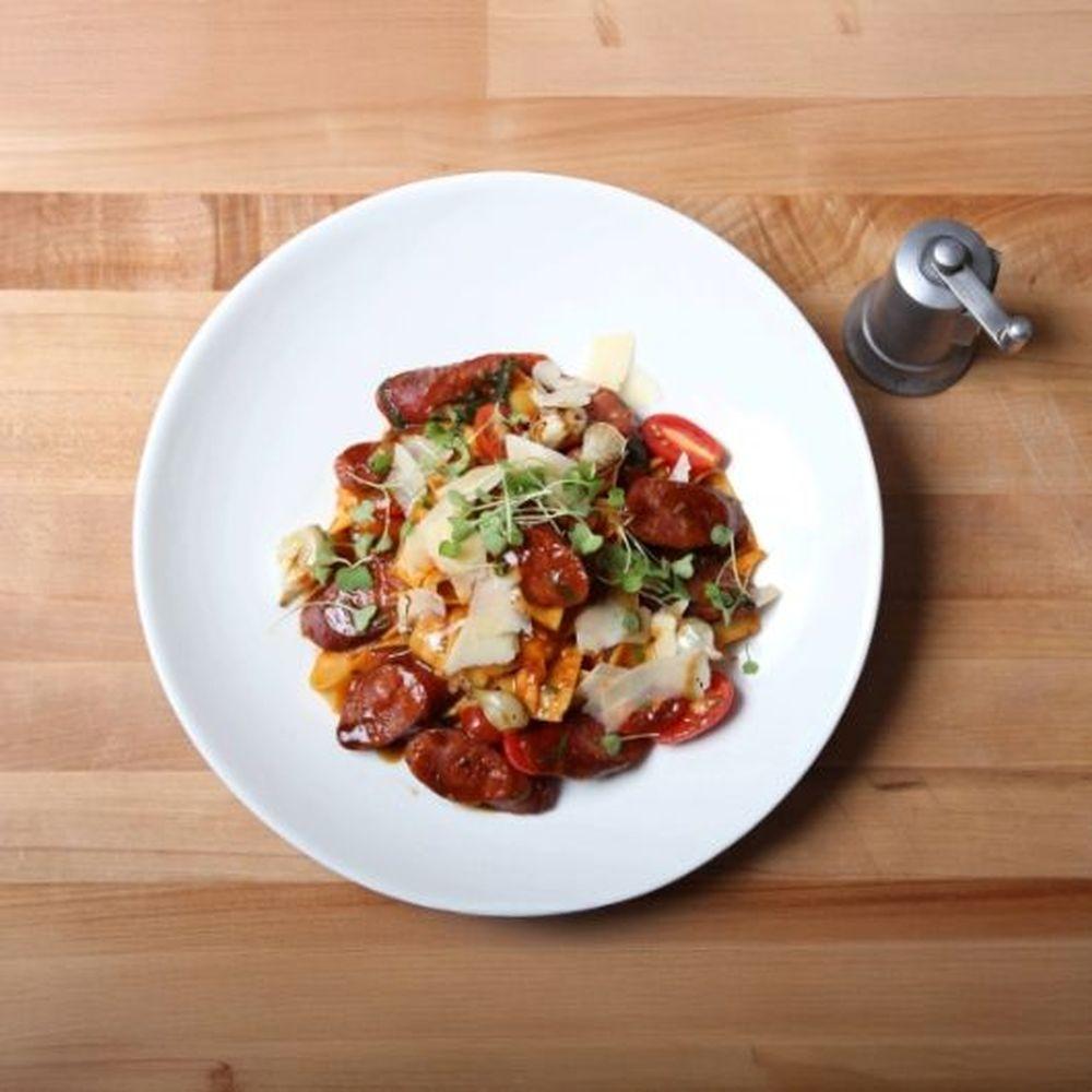 Product gallery 704606541