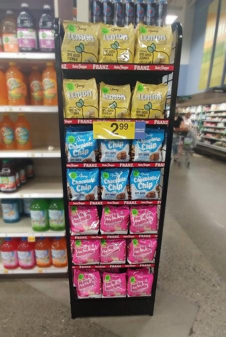 Product gallery 445572525