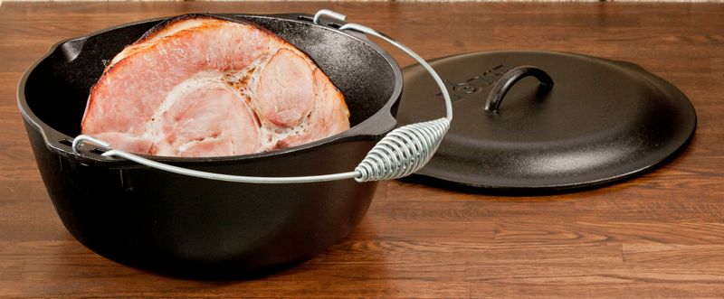 Lodge Cast Iron Dutch Oven With Wire Bail Handle, 7 Quart