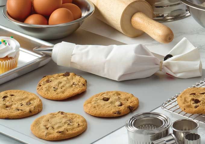 Winco Cotton With Plastic Coating Pastry Bag, 18 Inch