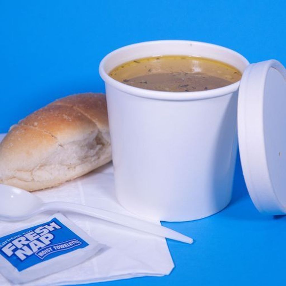 Kari-out White Paper Soup Cup With Vented Lid, 12 Ounce Capacity -- 250 Per Case