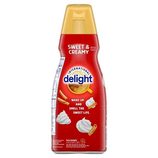 International Delight Sweet and Creamy Coffee Creamer, 32 Fluid Ounce -- 6 per case.