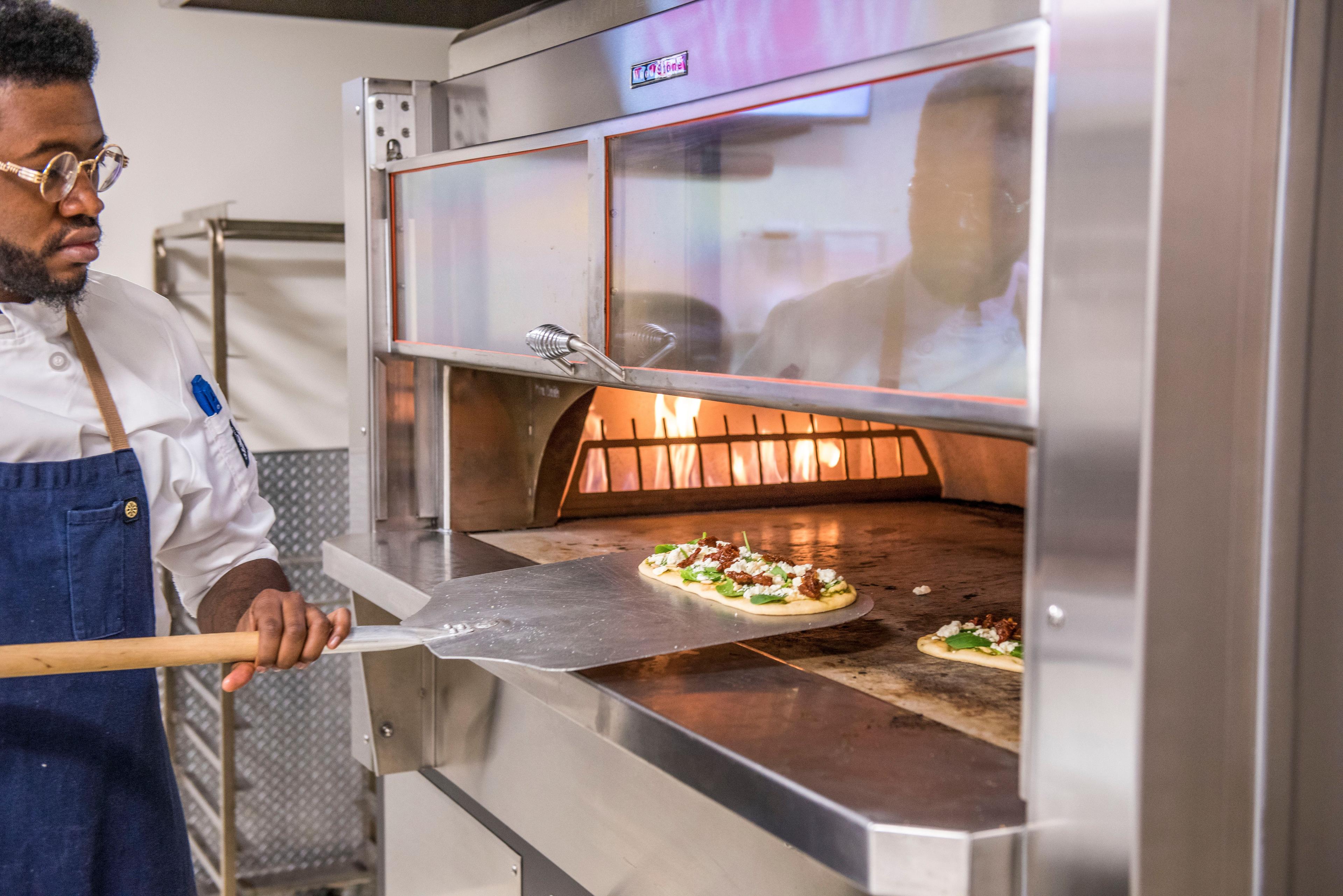 Product gallery 137155417