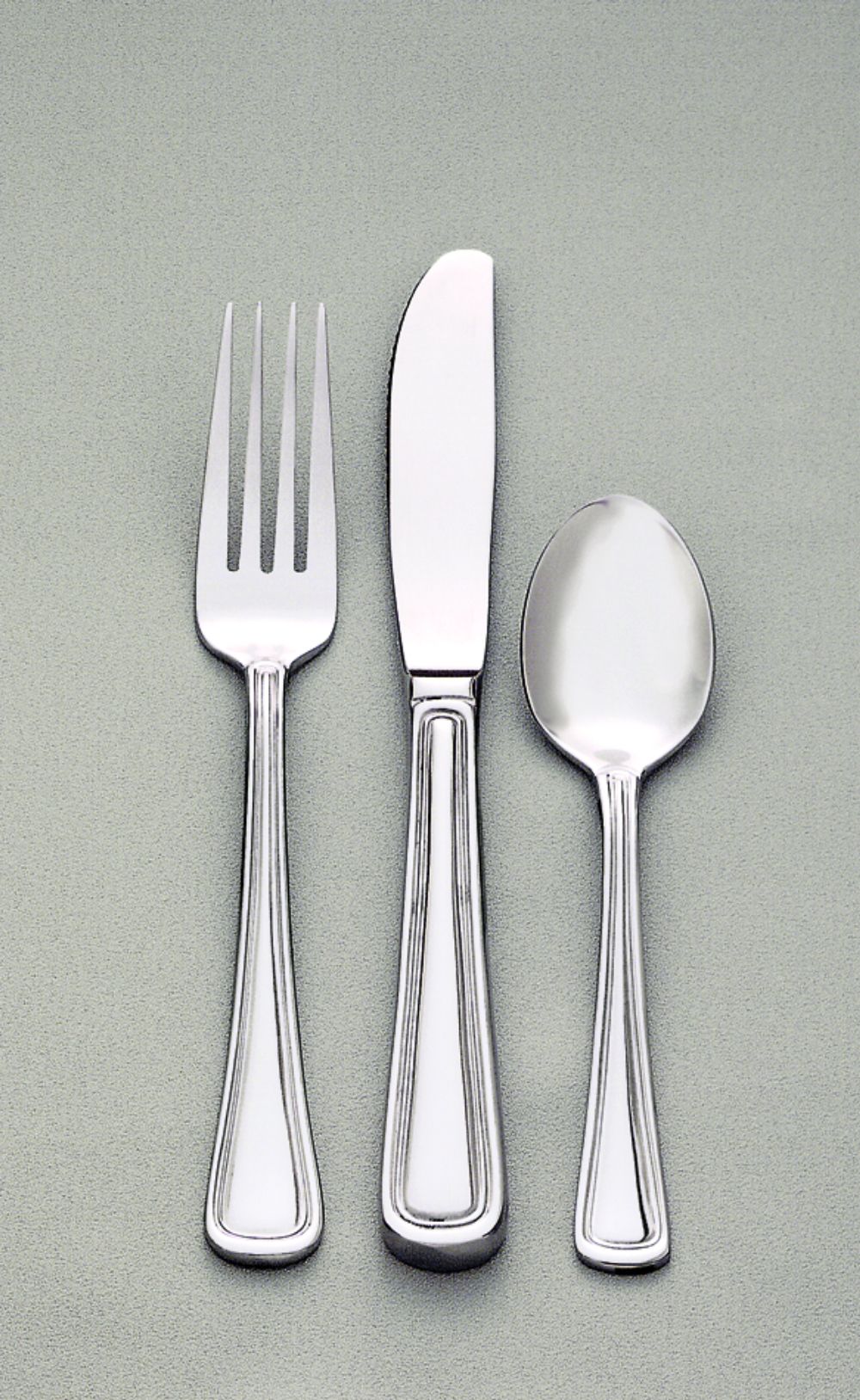 World Tableware Classic Rim Spoon, 8 1/8 Inch -- 36 Per Case