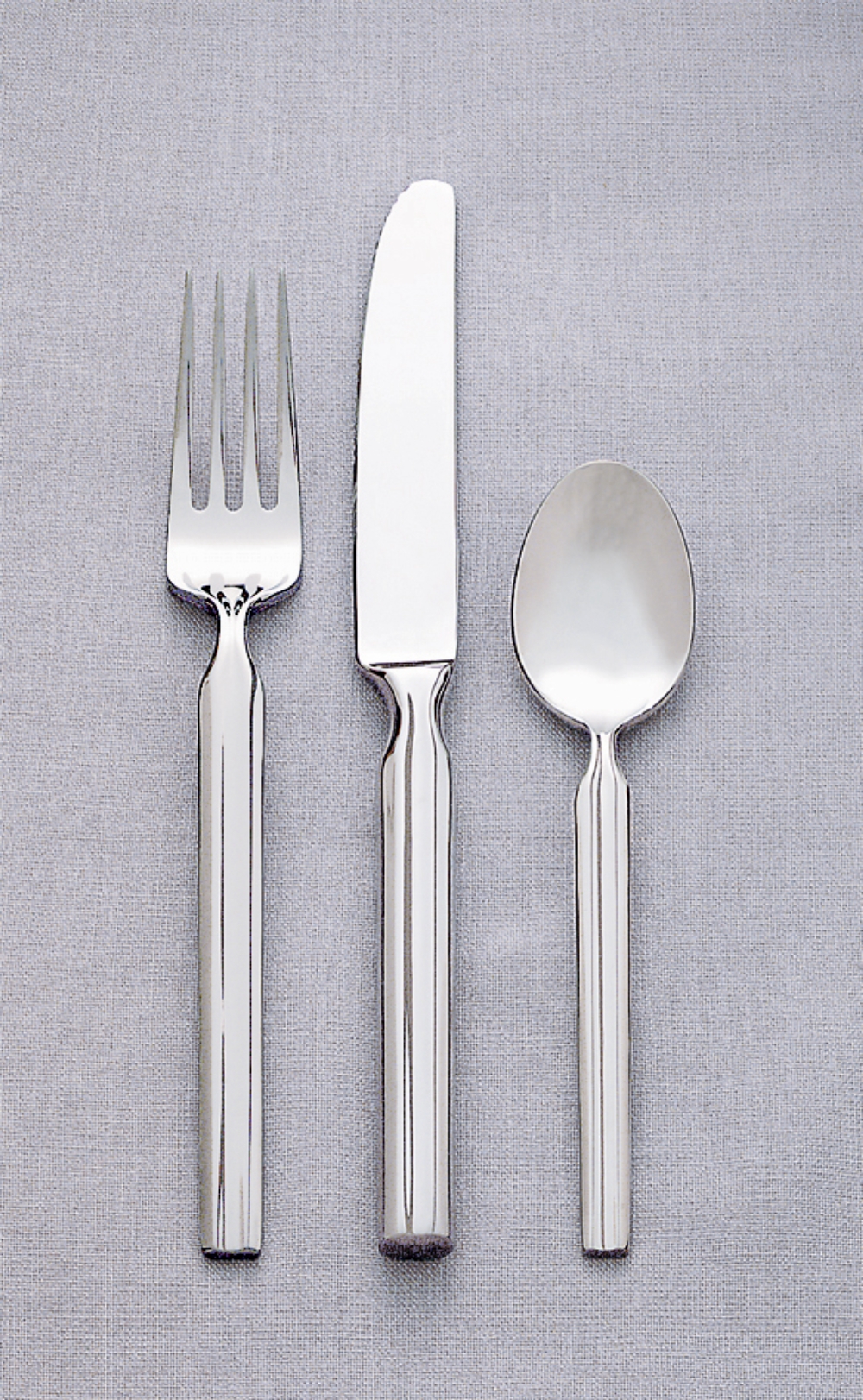 World Tableware Inc Madison Stainless Steel Dessert Spoon -- 36 per case.