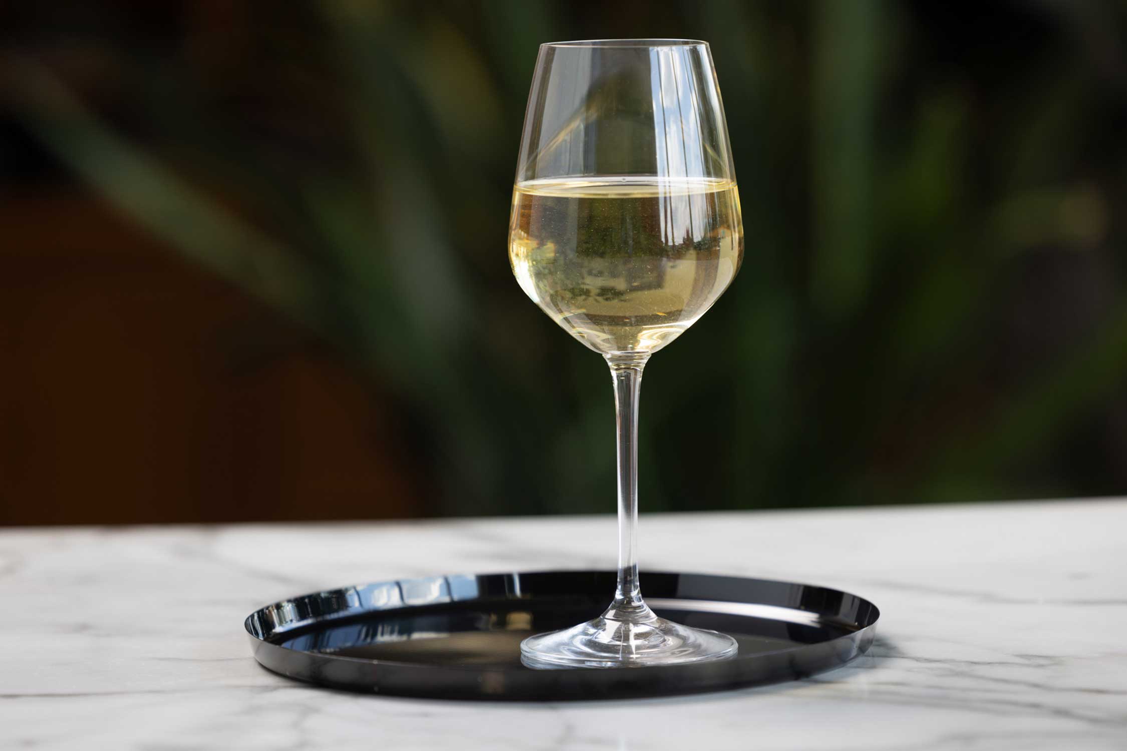 Service Ideas Black Onyx Modern Edge Small Round Serving Tray, 9 inch Width x 0.75 inch Height