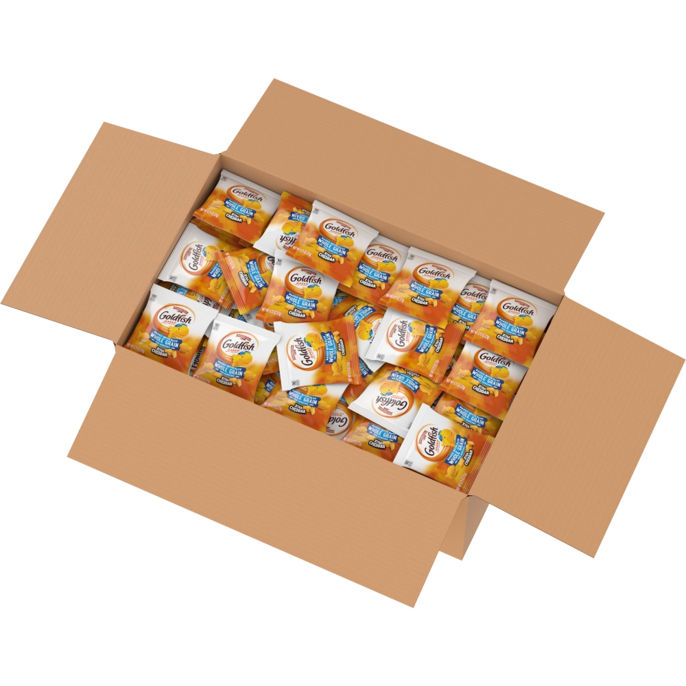 Goldfish Baked with Whole Grain Xtra Cheddar Crackers, 0.75 Ounce -- 300 per case.