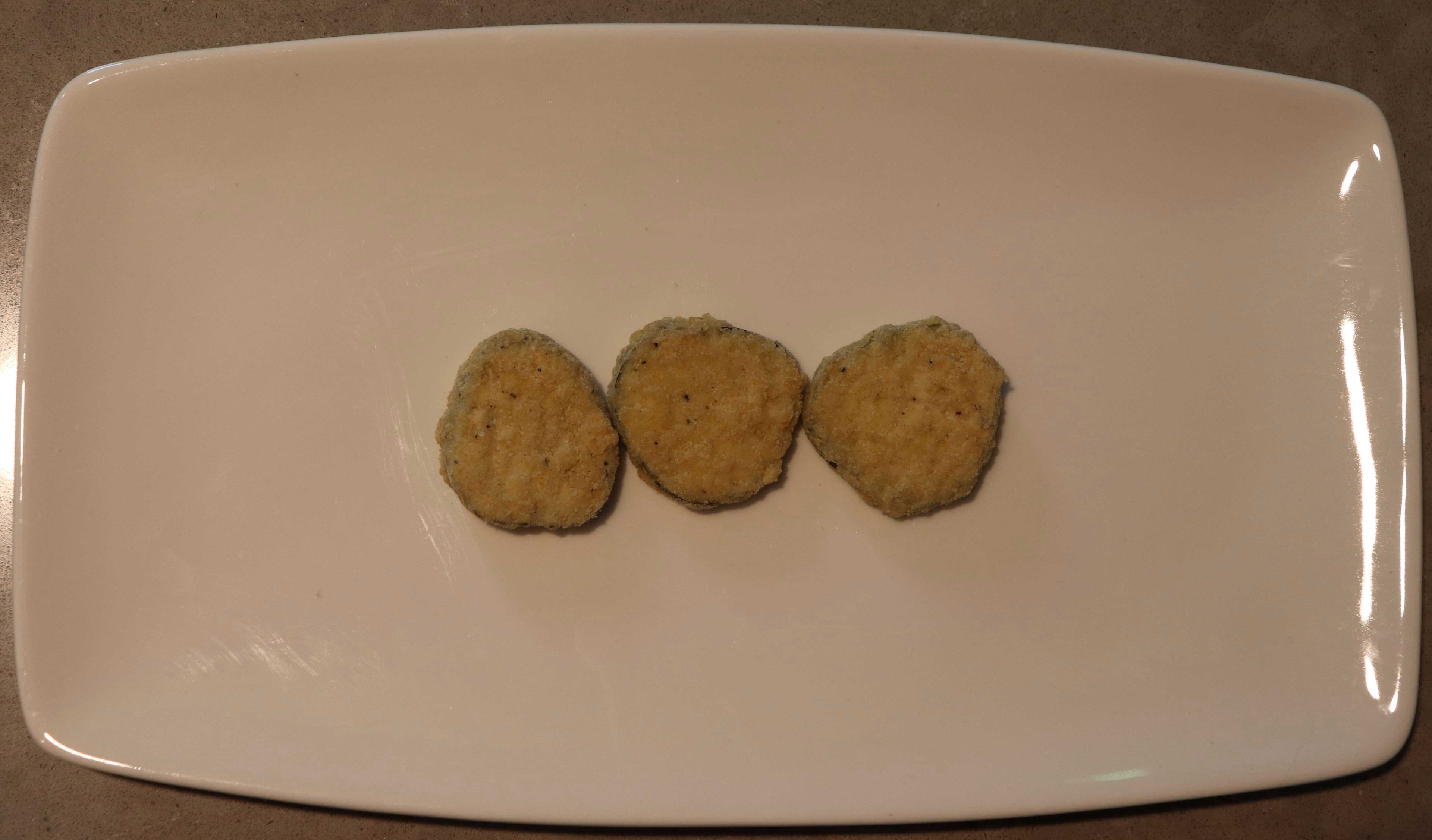 Harvest Creations 30/50 Count Diptn Dusted Fresh Dill Pickle Chip, 2.5 Pound -- 4 per case.