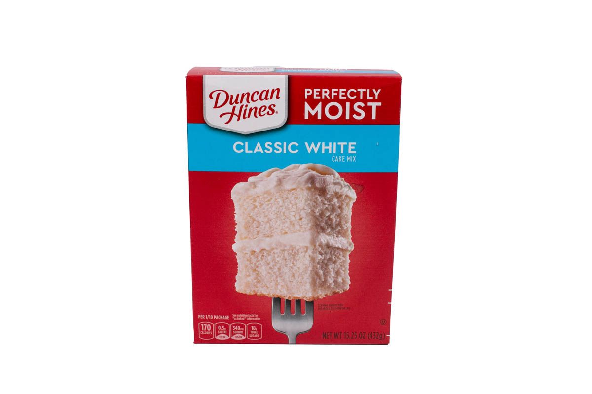 Duncan Hines Classic White Layer Cake Mix, 15.25 Ounce -- 12 Per Case