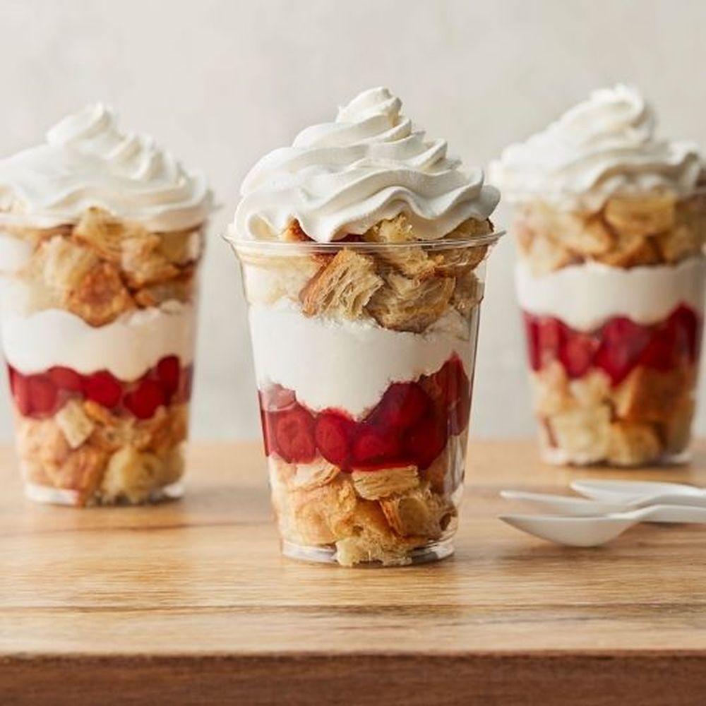 Product gallery 554840426