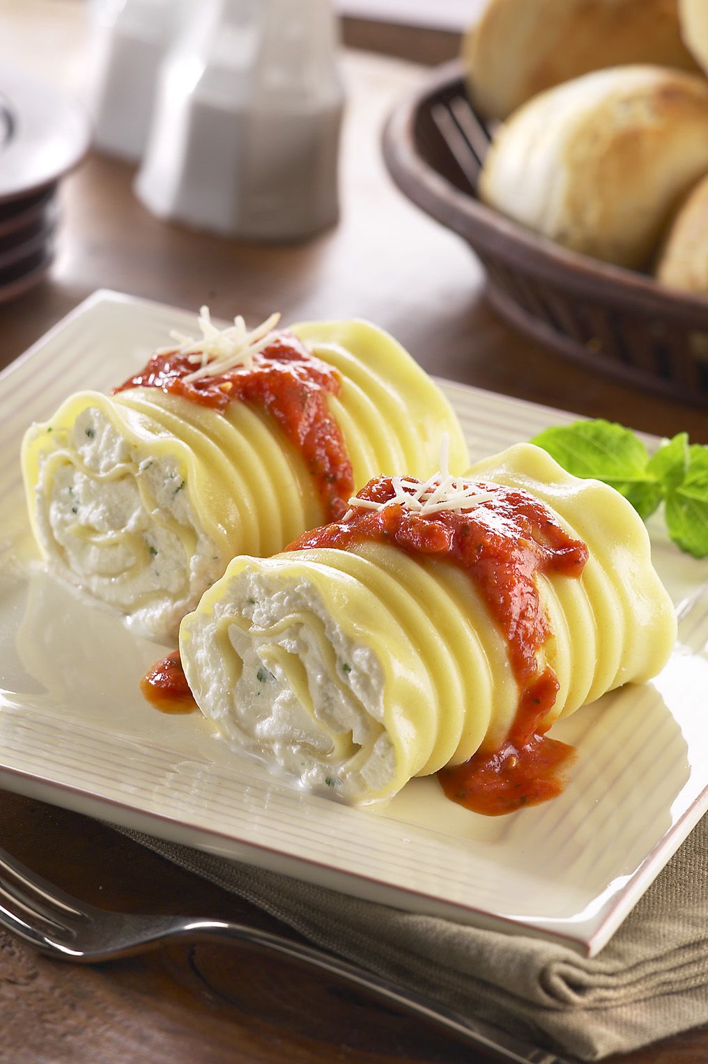 San Rallo Cheese Lasagna Rollette Entree, 3 Ounce