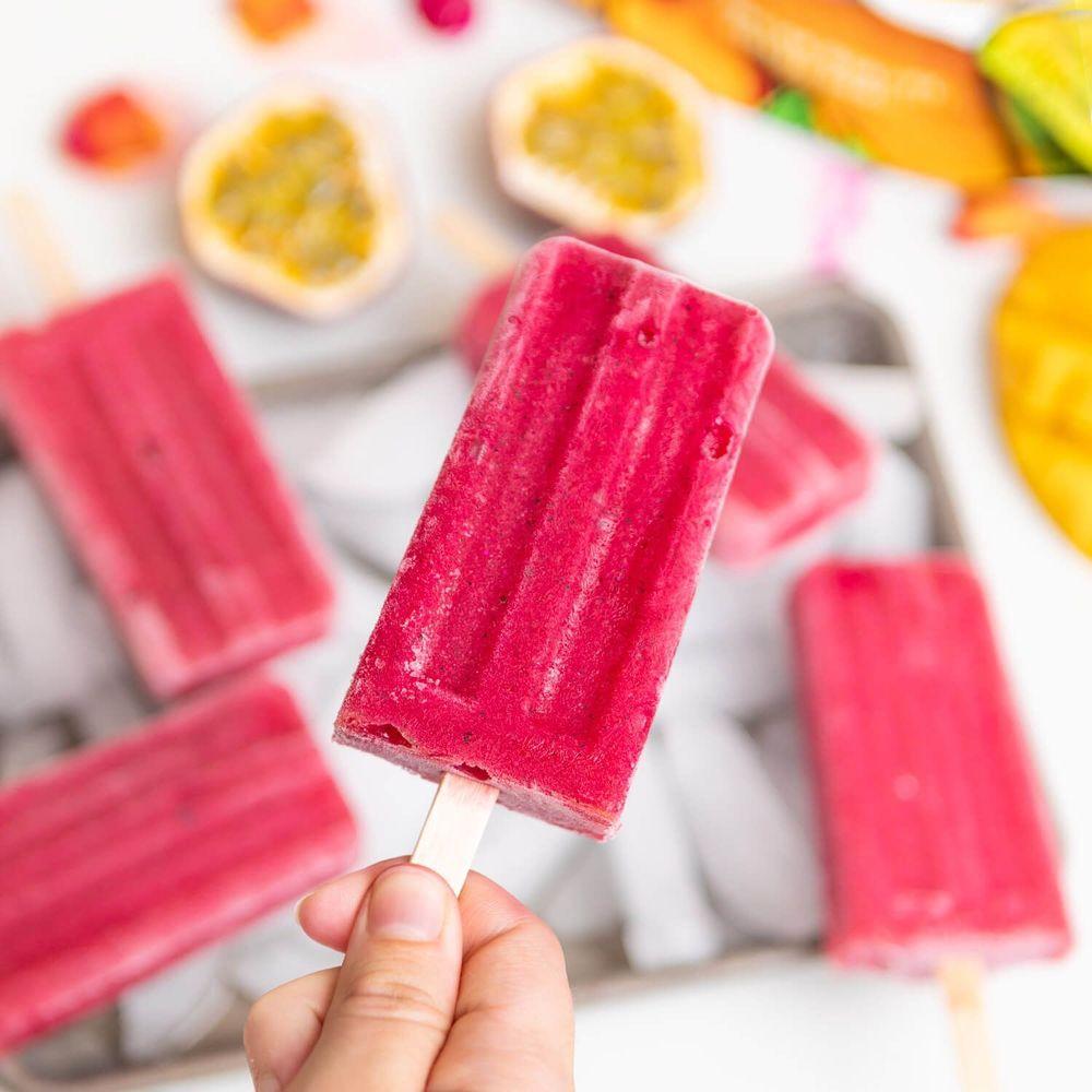 Product gallery 320820621