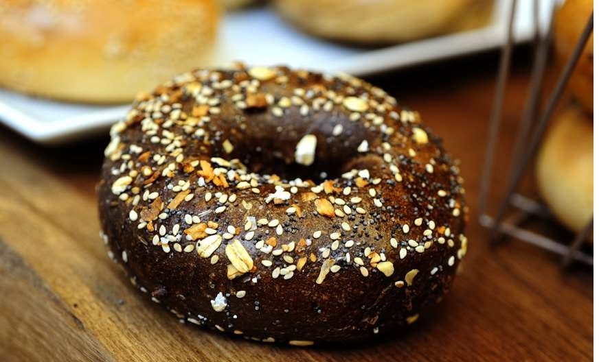 Davidovich Pumpernickel Bagel, 5.25 Ounce -- 60 per case