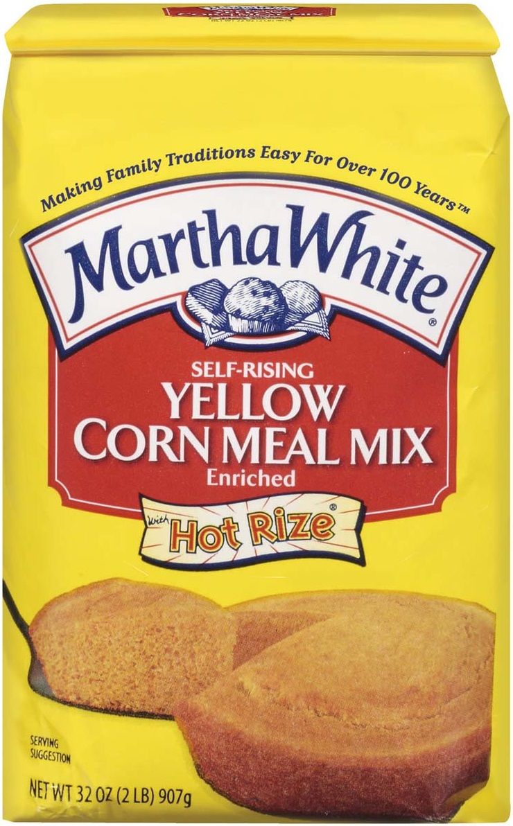Martha White Self Rising Enriched Yellow Corn Meal Mix, 32 Ounce -- 12 Per Case