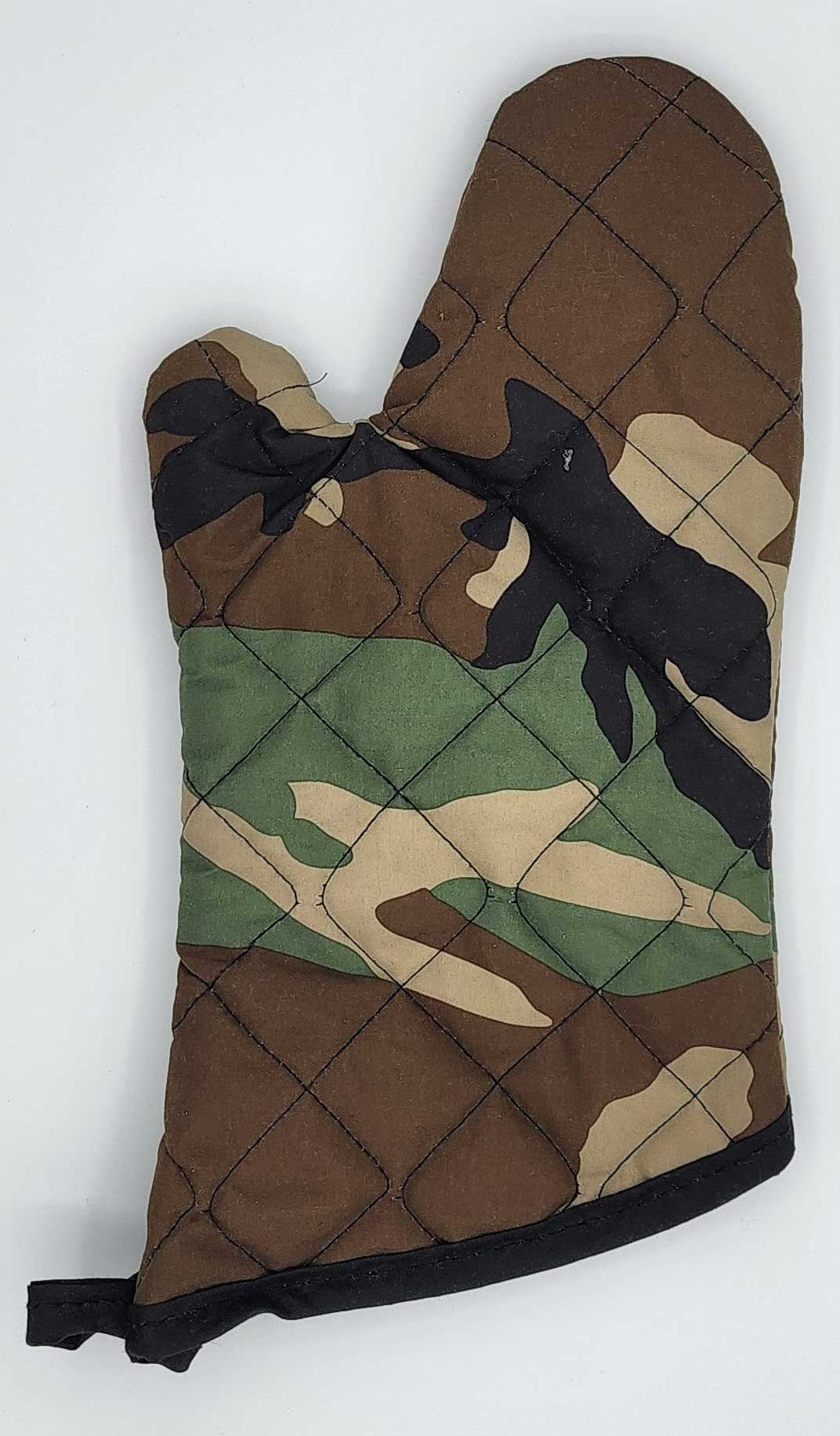 Intedge Camouflage Poly/Cotton Oven Mitt, 15 inch