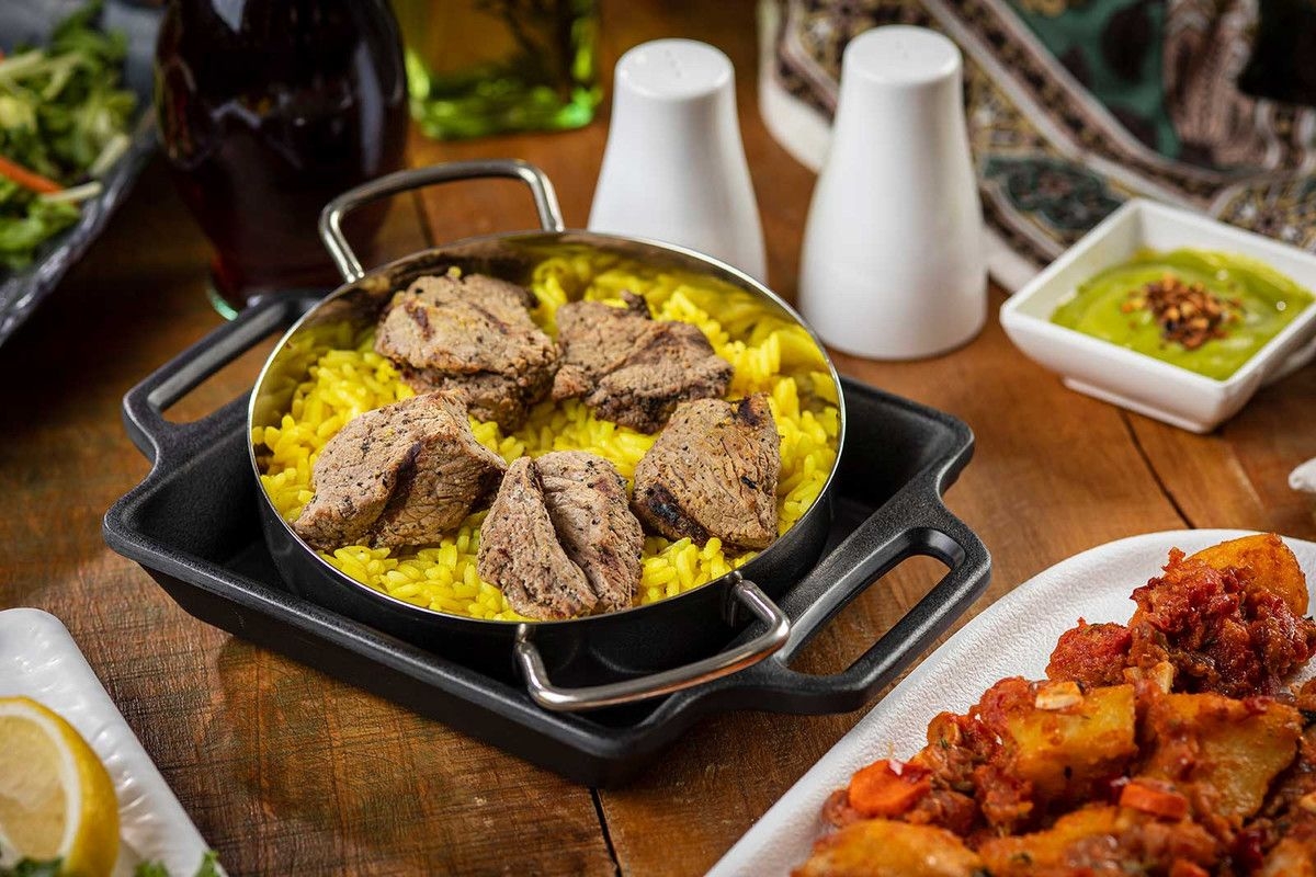 Tablecraft Square Cast Iron Finish Melamine Skillet with 1⅛ inch Handle, 8.5 x 8.5 x 1.37 inch