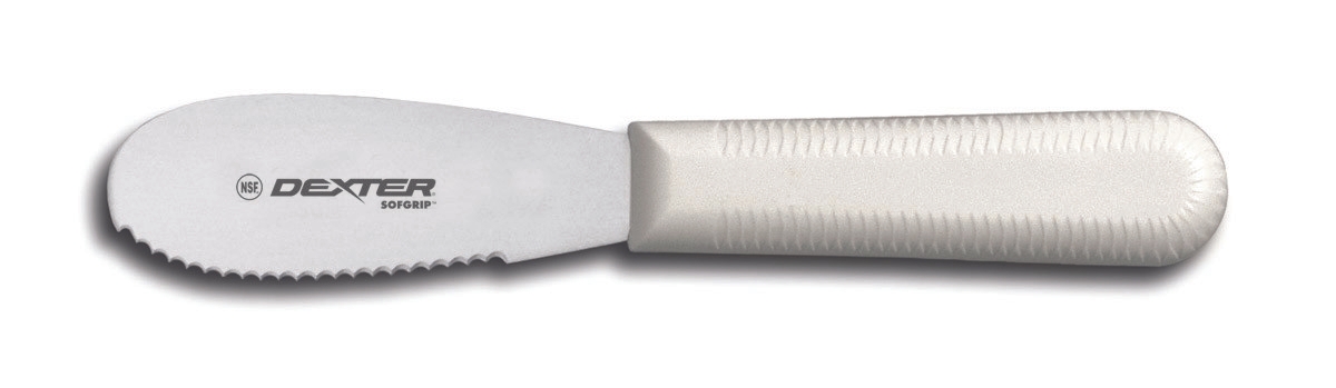 Spreader, 3.5 Scalloped Sandwich Spreader.